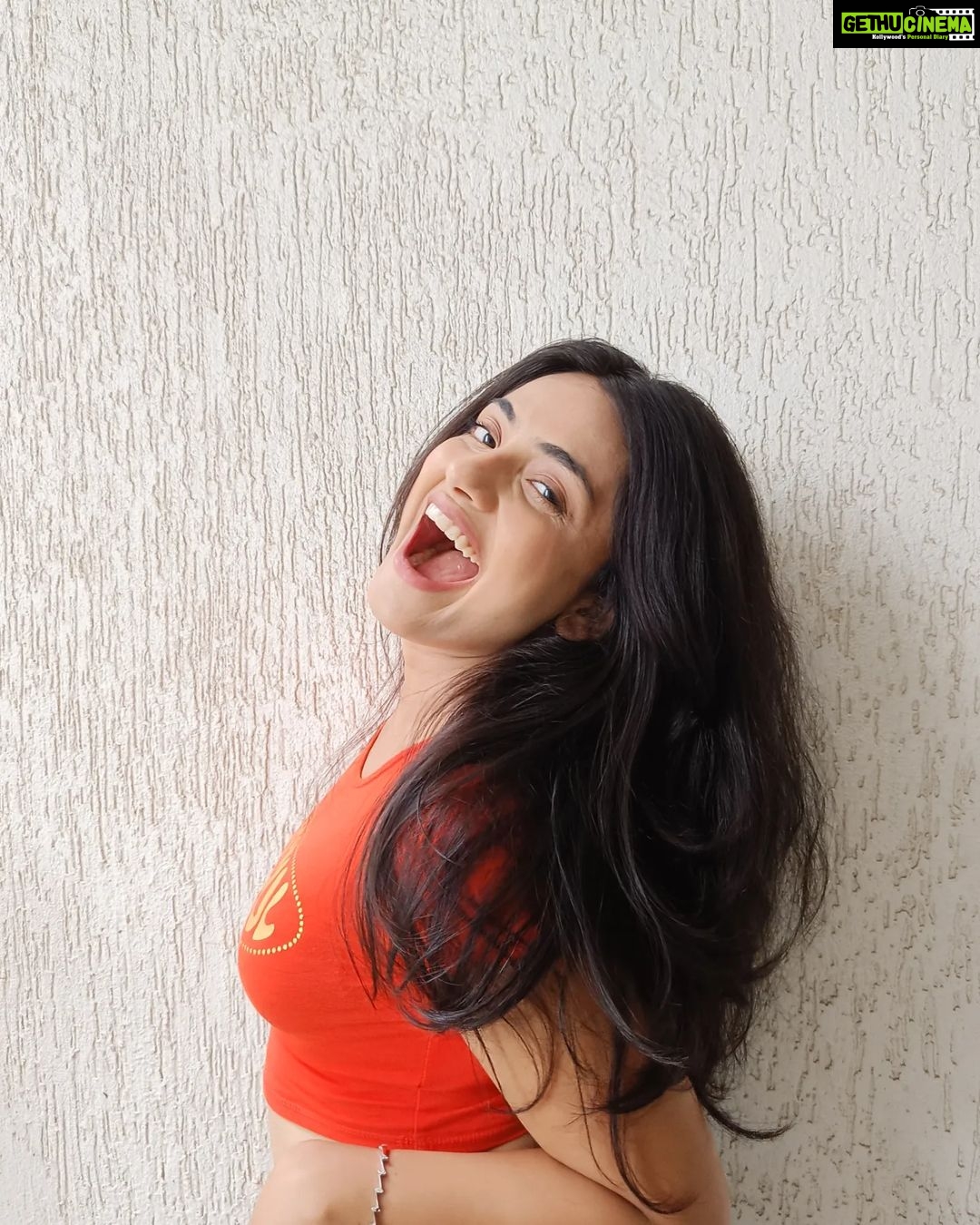 Shritama Mukherjee Instagram - Heeriye 🧡