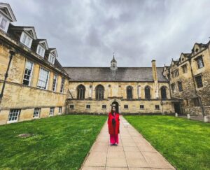 Shruti Seth Instagram - Inside a dream 
The Oxford Experience 

Last year when I visited Oxford, I put a wish out into the universe. This year the universe granted me my wish. 
Back in student mode to do a teacher’s training course in mindfulness in Oxford. 
It feels surreal.

Spent the day exploring the college and the town and I’ve had a smile plastered on my face the whole time and the most exhilarating feeling in my bones. 
Definitely one of my top life experiences. 
Cannot wait to start my classes. 

Yay!!!! For me! 

#student #theoxfordexperience #teacherstraining #shruphotodiary