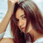 Shruti Sharma Instagram - Seeking for that one look that can understand the unspoken truths and lies. That look which can connect in a blink of eye. A look where I won’t need words. Look !! Clicked by @mr._mk_photographer Styled by @sonamm1990 Hair & Makeup @papinderkaur_makeupartist #white #lookoftheday