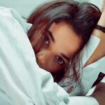 Shruti Sharma Instagram - Seeking for that one look that can understand the unspoken truths and lies. That look which can connect in a blink of eye. A look where I won’t need words. Look !! Clicked by @mr._mk_photographer Styled by @sonamm1990 Hair & Makeup @papinderkaur_makeupartist #white #lookoftheday