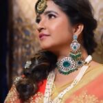 Shubha Poonja Instagram – Love this look created by @anjana_anjanadeshpande 
Make up n styling by  @anjana_anjanadeshpande 
Hair by @shilpa_ramesh_makeupartistry 
Outfit by @pehnava_boutiqueofficial 
Jewlrry by @anjana_anjanadeshpande