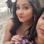 Shubha Poonja Instagram - Wanted to do a reel with hubby today .. but cudnt .. so one reel with make up artist lakshmi... thank you all for the wishes ..#shubhapoonja #songshoot #shubhapoonjafans @shubha_addictz @shubha_poonja.fan @shubhapoonja_love @shubssumanth @goofy_shubhapoonja @shubhapoonjafans_
