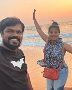 Shubha Poonja Instagram - #family vacation... finally i get a pic with my sister in law ...@sushmahabala and ofcourse no trip is complete without one of my bestie s champu @manjupavagada.official