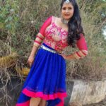 Shubha Poonja Instagram - Performing for the finale ... Make up by @ramyakambaraju_makeup_artist_ Hair by @lakshmimakeover6363 Outfit by @vastrasanskara Assistant suri ... Thank to the team who always make me look nice.... #shubapoonja #shubhapoonjafans #shubhapoonja #colorskannadaofficial