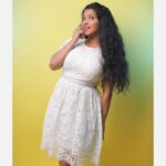 Shubha Poonja Instagram - Visiting @manjunathmagaji24 studio for the first time .. its amazing... and some casual pics taken then ... no planning Sudden candids ... do visit @mcm__photography__ studio for photos shoots.. and rentals