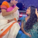 Shubha Poonja Instagram - ಶುಭಾ ತಿಳಿಸಾರು ಮಾಡೋದನ್ನ ತಿಳ್ಕೊಂಡಾಯ್ತು! #JodiNo1Season2 #ZKReels #ZeeOnTheGoReels #ZeeKannada #BayasidaBaagiluTegeyona