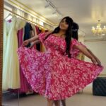 Shubha Poonja Instagram - Dolled for an an event .. comedy utsava Make and hair @makeoverwithlakshmi_gowda Outfit by @pravaradesignstudio