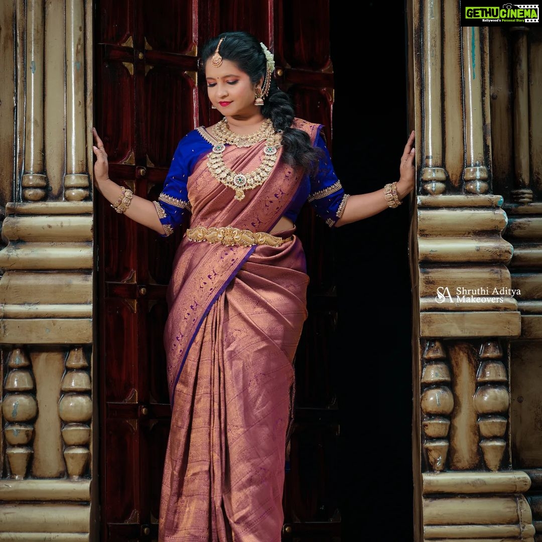 Shubha Poonja Instagram - Shoot organizer- @shru_aditya Makeup- @Shruthiaditya_makeovers Hairstyle- @hair_by_kshamakotresh Jewellery - @shiva_enterprises_dvg Outfit- @florencefashion4 📸- @kumar_photography_dvg Location- @elementscelebratebangalore