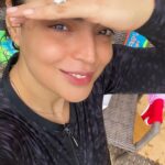 Shweta Bhardwaj Instagram - Staycation and some luck with sun 🌞 shining on us 👨‍👩‍👧‍👦🏊‍♀️