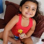 Shwetha Srivatsav Instagram – Sending you all a big hug from me 👼🏼🥰🤗!! Have a fantastic day ❤️!! 

#ashmithasrivatsav 
#cute #memory #fondmemories #cherishablemoments #missingthosedays #happybaby