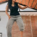 Shwetha Srivatsav Instagram – Start your week with a dance party 💃🏻!! #mondaymood #dancereels #behappy #energy #swaywithme