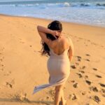 Shwetha Srivatsav Instagram – ⏳ #ifyougotitflauntit 😘😜!! #sunset #beach #travel #tango #havefun💋