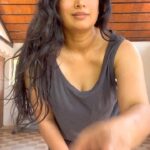 Shwetha Srivatsav Instagram – Beating Monday blues 😅!! #dancereels #moveyourbody #moveyourprana