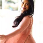 Shwetha Srivatsav Instagram - Lala lala lala land 😘!! #slowmotion #sareelove #filmy 📸: @amarnathsaraswathi thank you for these clicks 🤗!!