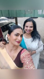 Shwetha Srivatsav Instagram - @parimala_jaggesh , It was an absolute pleasure meeting you today at our movie @rgvndrastores film promotions, ma’am!  Indeed, must say you are such an inspiration & very down to earth person..you carry an amazing vibe and I was stunned  meeting you in person! Thank you for the best wishes & your love/blessings to @ashmitha.srivatsav 😊🙏🏽🤗!! #jaggeshsir @santhosh_ananddram @hombalefilms #raghavendrastores @kripalamanna
