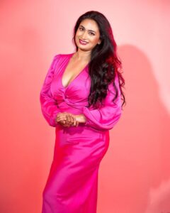 Shwetha Srivatsav Instagram - 🎆
PC : @chidu.ln (one of the most talented photographers 👌) 
MUA : @makeupbypallavishetty