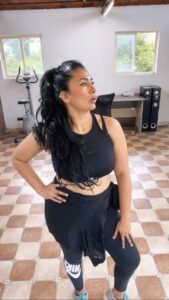 Shwetha Srivatsav Instagram - 💃🏻
Feeling amazing grooving to this track, even though it looks deceptively simple... It’s not as easy as it seems ,especially for an amateur dancer like me . What a fantastic way to jumpstart the week! 🎶💃 

#lovethischoreography♥️ #rajitdevchoreography 
#dance #love #mondaymotivation 
#dancersofinstagram #workout