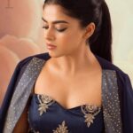 Siddhi Idnani Instagram - . . . 💙 . . . Wardrobe/styling : @labelswarupa Photographer : @prachuprashanth Make up : @reenapaiva Hairstylist : @venki_hairstylist Backdrop : @mizubackdrops @studioi.india