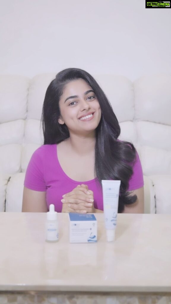 Siddhi Idnani Instagram - Plum’s Niacinamide trio is making me feel light, bright & blissful! I’ve been using it, and trust me guys, it’s absolutely worth it! You can use my discount code SIDDHI to get FLAT 10% OFF on all products from the Plum’s Niacinamide range. #LightBrightBlissful #PlumNiacinamideGelCream #OilFreeGelCream #PlumNiacinamideRange #NiacinamideSerum #NiacinamideSunscreen #PlumGoodness™️ #GoodnessThatDelivers