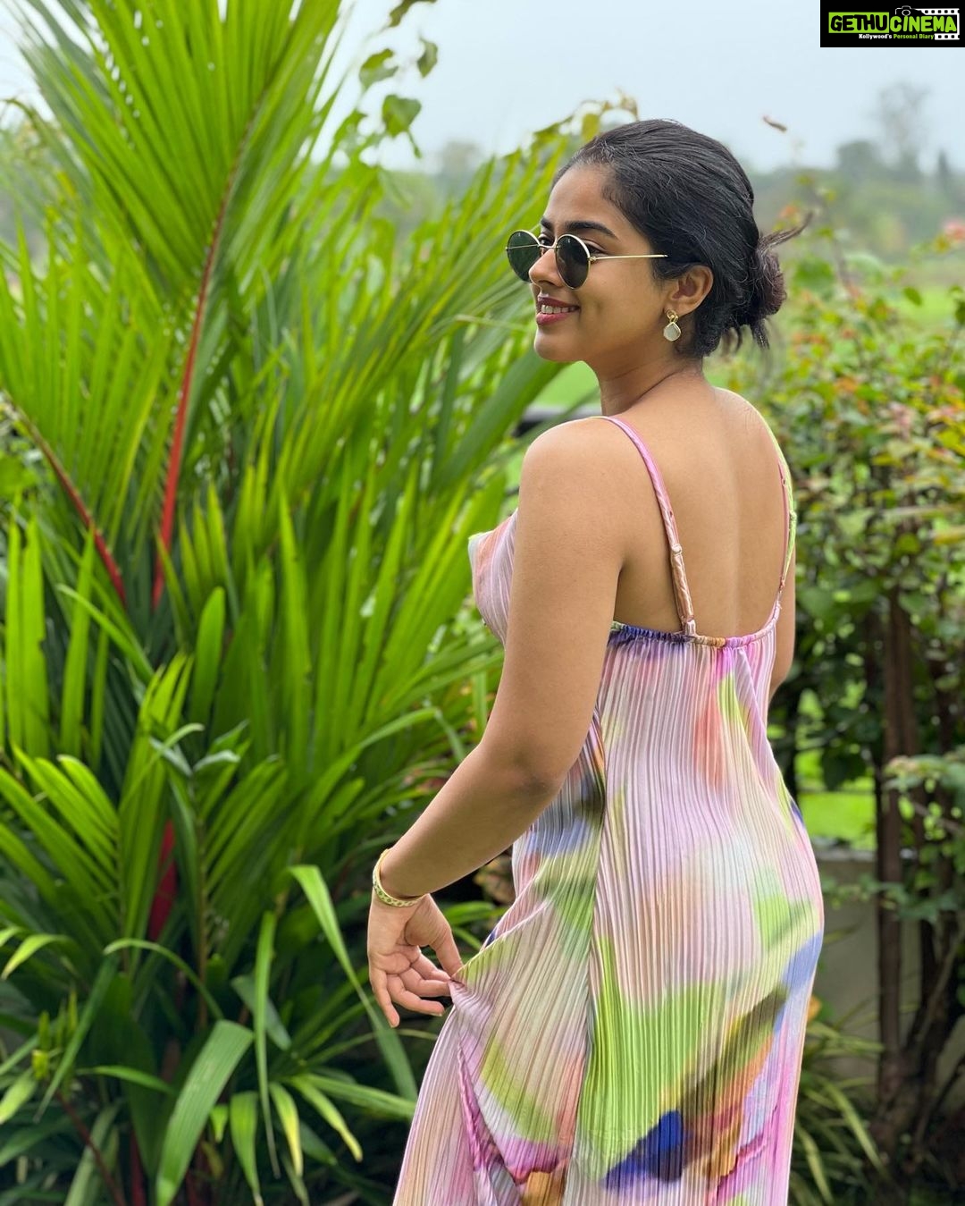Siddhi Idnani Instagram - Tropical state of mind๐๐