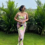 Siddhi Idnani Instagram - Tropical state of mind💜🍍