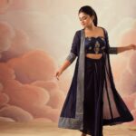 Siddhi Idnani Instagram - . . . 💙 . . . Wardrobe/styling : @labelswarupa Photographer : @prachuprashanth Make up : @reenapaiva Hairstylist : @venki_hairstylist Backdrop : @mizubackdrops @studioi.india