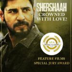 Sidharth Malhotra Instagram – #Shershaah is a special film for me. I’m honoured and humbled as it becomes my first film to win a National Award. Thank you and congratulations to our entire team #VishnuVardhan, @isandeepshrivastava , @karanjohar,  @dharmamovies, @shabbirboxwalaofficial, @kiaraaliaadvani, @azeemdayani, @baidnitin and the rest of the cast. And finally, where it all started, thank you to @batra7478 and family for trusting us to tell this braveheart’s story.
#NationalFilmAwards2023

@primevideoin @sonymusicindia