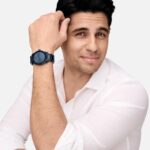 Sidharth Malhotra Instagram - Timeless and stylish. My favorite @movado timepieces! Wearing the #MovadoBold Verso and #MovadoBold Fusion. #MovadoAlwaysInMotion #MovadoIndia