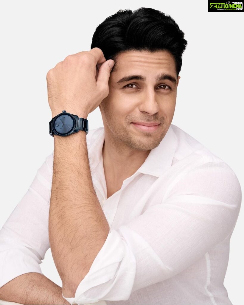 Sidharth Malhotra Instagram - Timeless and stylish. My favorite @movado timepieces! Wearing the #MovadoBold Verso and #MovadoBold Fusion. #MovadoAlwaysInMotion #MovadoIndia