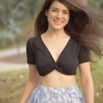 Simple Kaul Instagram - When my hair was long & beautiful 🫶🏽 🎥 @rishabdahiya