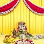 Simple Kaul Instagram - Each year we come to celebrate Ganesh Chathurthi in your house Shruti and each year you invite us for such an amazing lunch . Been like some 20 years . I remember since shararat days we used to wait for the ganpati lunch at your place . So much joy to always meet Farida ji here . Love Love Love is what we feel here ♥️ Somethings never change and shud never ☺️😍like this Ganpati lunch ☺️🥰 We always miss u @additemalik @harshvasishth @karanvirbohra ( manojiiii) Happy Ganesh Chaturthi to all #happyganeshchaturthi #indianfestival #festivities
