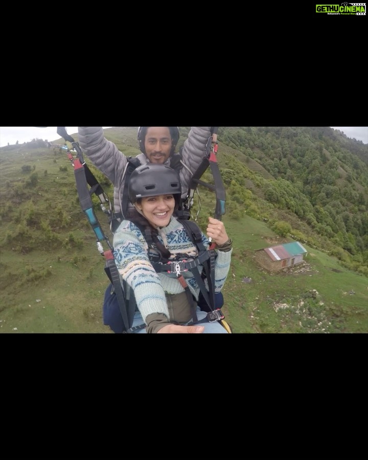 Simran Choudhary Instagram - Just being in Bir Billing 🪂🏔️ . . . #paragliding #birbilling #mountains #pahaad #himachal #deerpark #travel