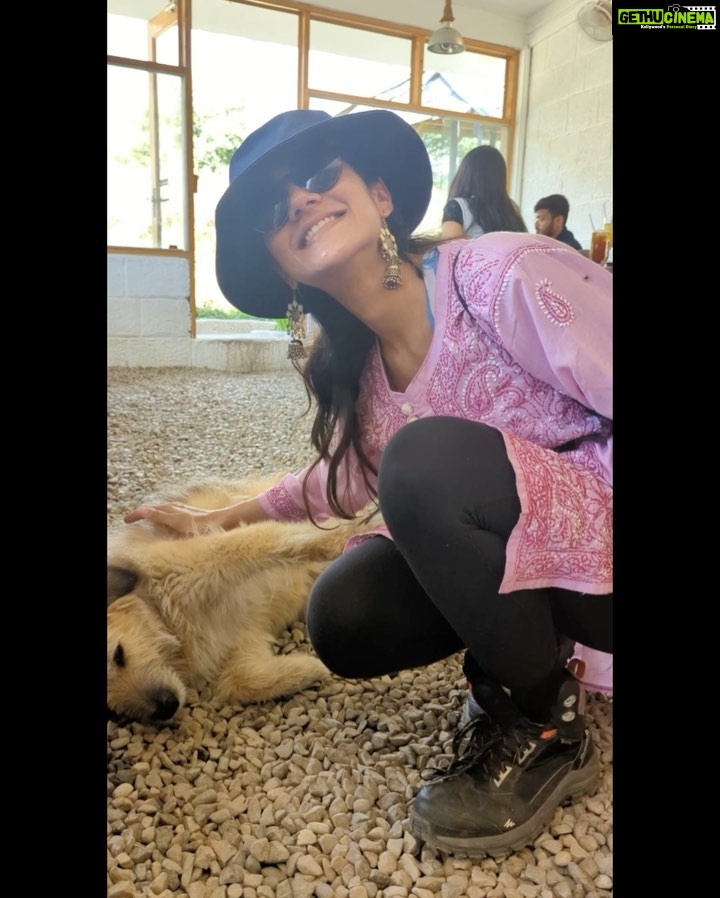 Simran Choudhary Instagram - Never met a doggo I did not want to pet (read squish) 🥹🐶🤍 . . . #mountaindog #mountaindogs #doggos #doggolove #cynophile #pawsome #indiedogs #indiedogsofinstagram #dogsofinstagram #puppy #puppylove #puppies