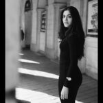 Simran Choudhary Instagram - ‘The most beautiful things cannot be written, unfortunately. Fortunately. We would have to be able to write with our eyes, with wild eyes, with the tears of our eyes, with the frenzy of a gaze, with the skin of our hands.’ - Hélène Cixous 📷 @aquaariesraw HMU @makeupbykinjal.s