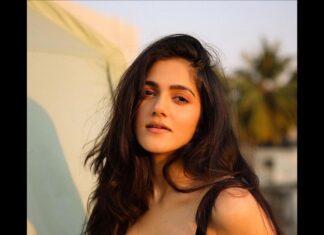 Simran Choudhary Instagram - Sunny side up 🍳 📷 @pranav.foto
