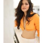 Simran Choudhary Instagram - I ran out of captions ✌🏻 📷 @pranav.foto