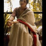 Simran Choudhary Instagram - Monsoons and balconies ♾️🤍 . . . . #monsoons #balcony #rains #saree #sareelove #indianmonsoons #earthy #nature #home #pluviophile