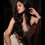 Simran Choudhary Instagram - 🍂 @pranav.foto