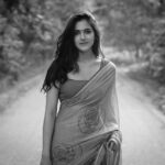 Simran Choudhary Instagram - 🤍✨🖤 📷 @pranav.foto