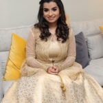 Sivaangi Krishnakumar Instagram - ⭐️🌟 Outfit @naziasyedofficial Stuling @paviiiee_08 Makeup @geo.rge21 PC @dr_k_krishnakumar appa Penang, Malaysia