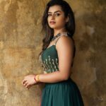 Sivaangi Krishnakumar Instagram - Out of caption👀 Outfit @savinidii_official Styled @paviiiee_08 Makeup @arupre_makeup_artist PC @gk_.photography._