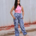 Sivaangi Krishnakumar Instagram - 🎀🌷 Styling @anushaa13 PC @uv_naveen Muah @arupre_makeup_artist Pants @thefancyrack