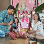 Smita Bansal Instagram - Ganpati Bappa Morya… #anaagha #mummasbabygirl #festivaltime