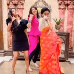 Smita Bansal Instagram - @pooja___dreamgirl tere liye Dil Ka telephone hai bajta ring-ring-rara-ring. 😍☎️ #DilKaTelephone2 Song Out Now! #25AugustHogaMast #DreamGirl2 in Cinemas on 25th August. @ayushmannk @ananyapanday @writerraj @ektarkapoor @shobha9168 @balajimotionpictures @gaurisathe @annukapoor @pareshrawalofficial @vijayraazofficial @nowitsabhi @rajpalofficial #GovardhanAsrani #ManojJoshi @seemabhargavapahwa @oyemanjot @anirudh_k_sharma @krishanurathore @nareshkathooria @meetbrosofficial @jonitamusic @jubin_nautiyal @kumaarofficial @rajukhan_0721