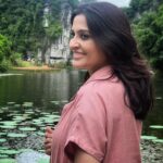 Smita Bansal Instagram - Dint know what to expect here, but what I saw took my breath away. #ninhbinh #natureatitsbest #boatride #beauty