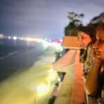 Smita Bansal Instagram - Aur fir hum mile…❤️❤️❤️ #friendship #friends #friendsforever #costar #memories #yjhjkstarplus #yjhjkfamily #yehjaduhaijinnka #yehjaduhaijinka #yehjaduhaijinkastarplus @bansalsmita_ @bhattacharya.richa
