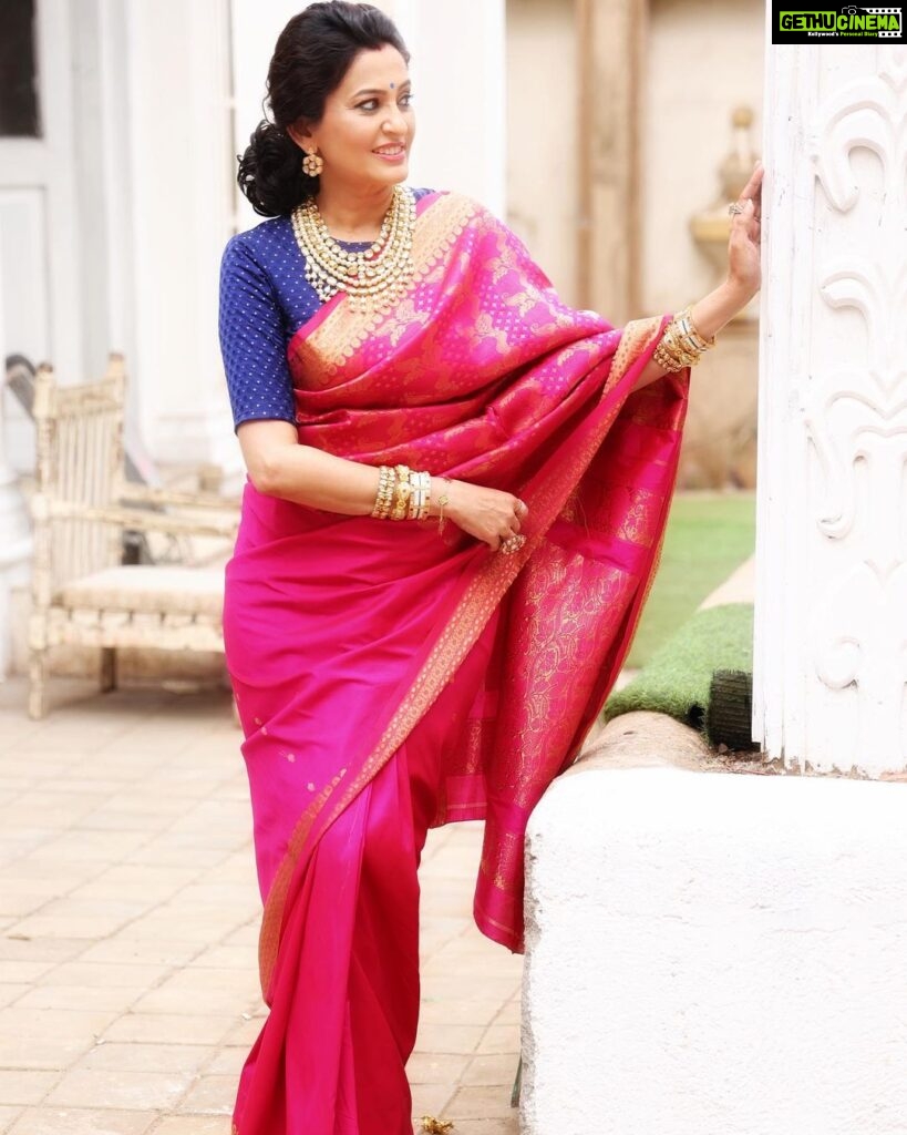 Smita Bansal Instagram - Gulabo ✨ #sareelove #pink Stylist-@tripzarora