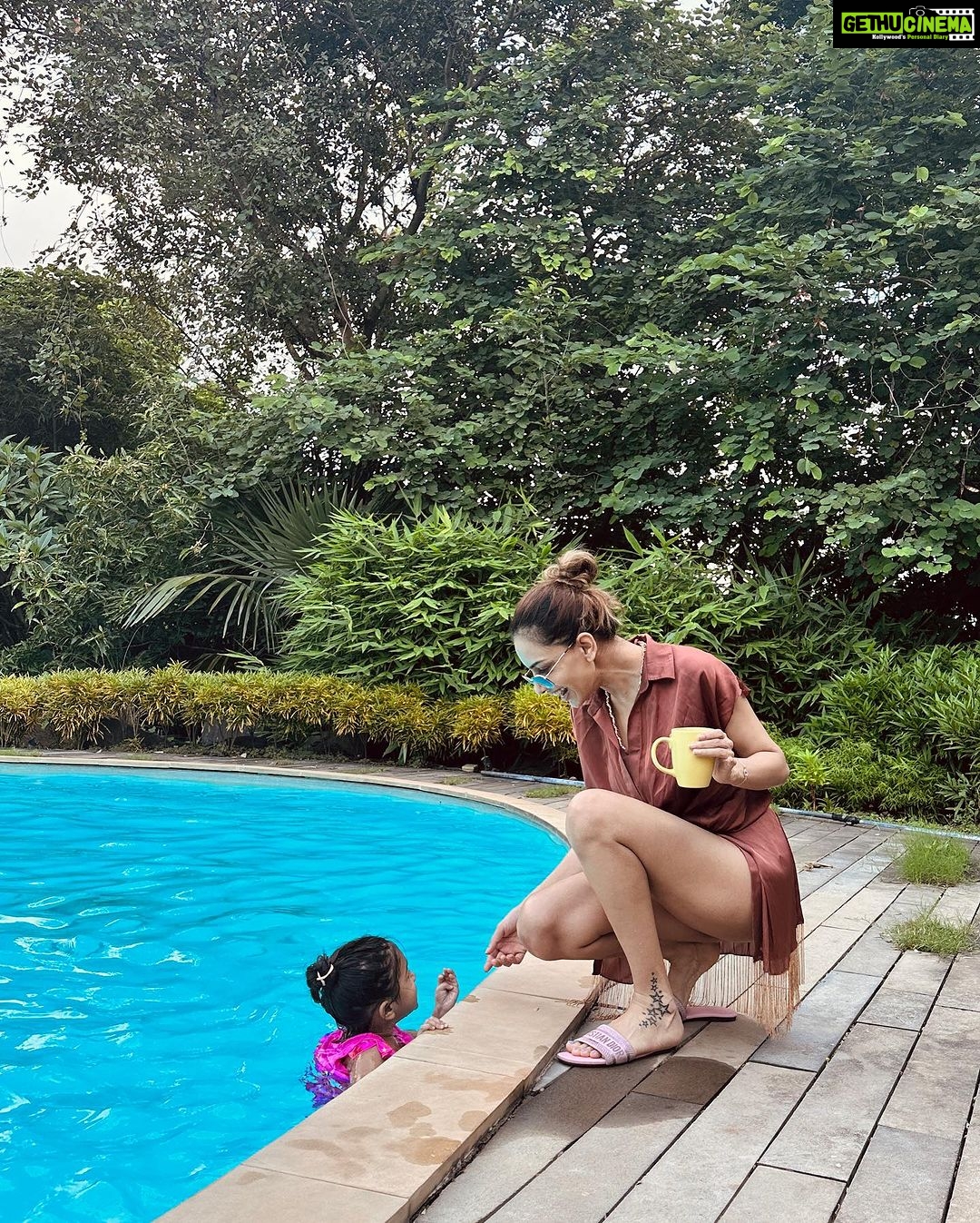 Smriti Khanna Instagram - Alibaug dump 🏝️ Location courtesy @stayvista_official at Wander Beyond #hosted Alibag