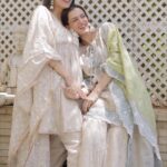 Smriti Khanna Instagram - 🫶🫶 Outfits @shopmulmul