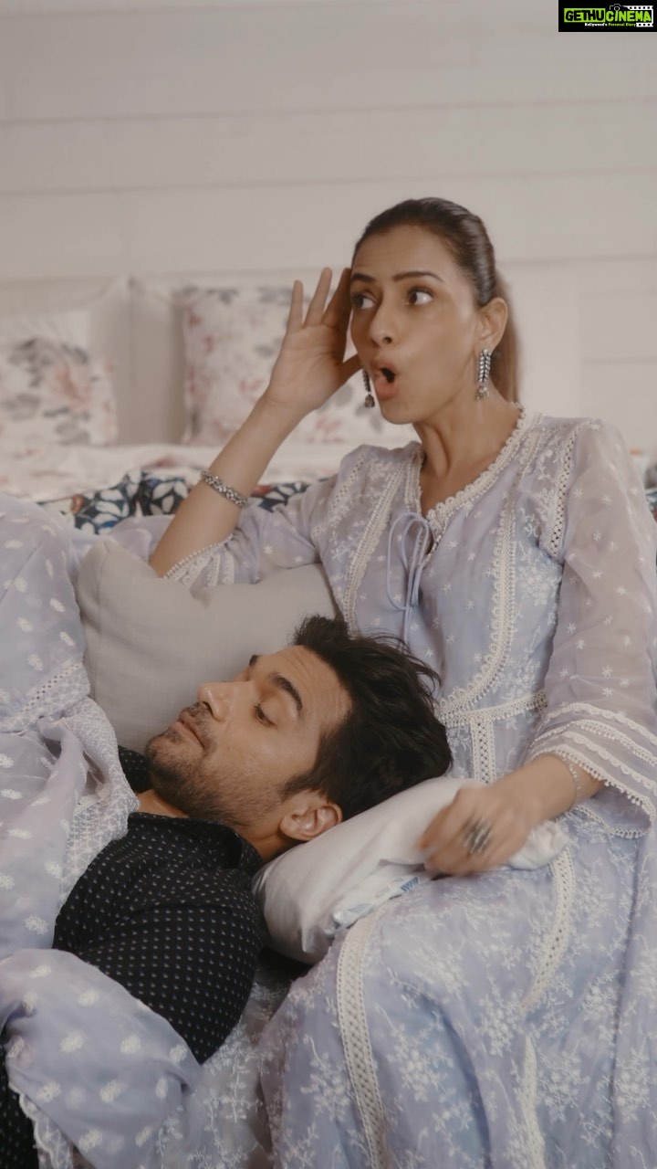 Smriti Khanna Instagram - Watch full video on our YouTube channel! Link in Bio >>> Written and directed by @curlybaalroshan Edited by @aashrups Shot by @vaishnavcreation Sound and DI @fwxmedia